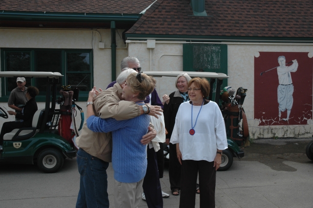 Russ Gladyes & Tom Christiansen came to see the golfers off, Jeanne & Jan making sure the golfers got off.